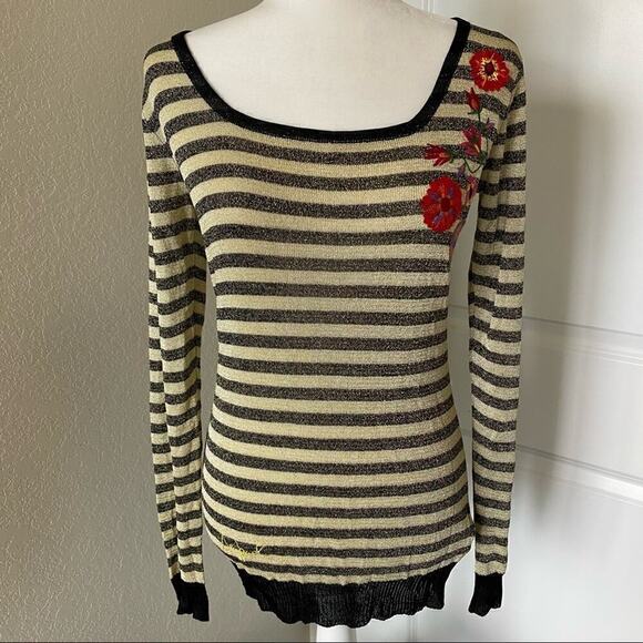 Desigual Metallic Striped Embroidered Flower Top - Picture 9 of 12